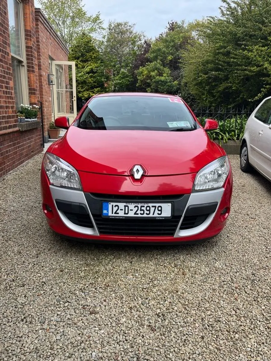 2012 Renault Megane - Image 1