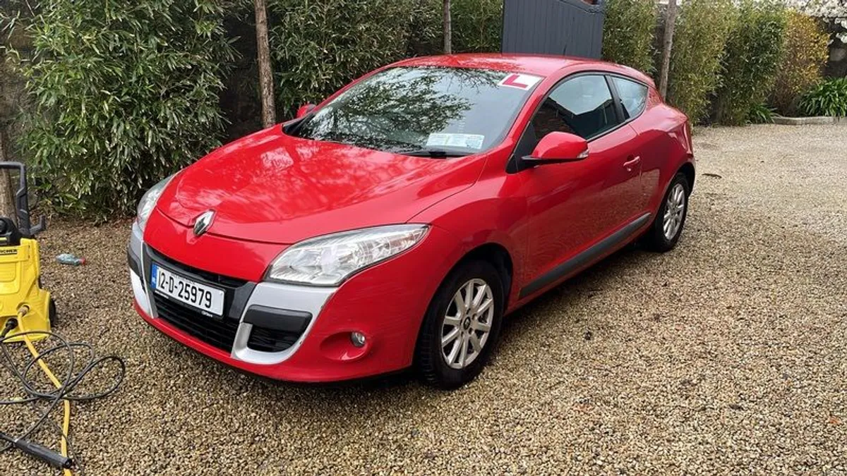 2012 Renault Megane - Image 3
