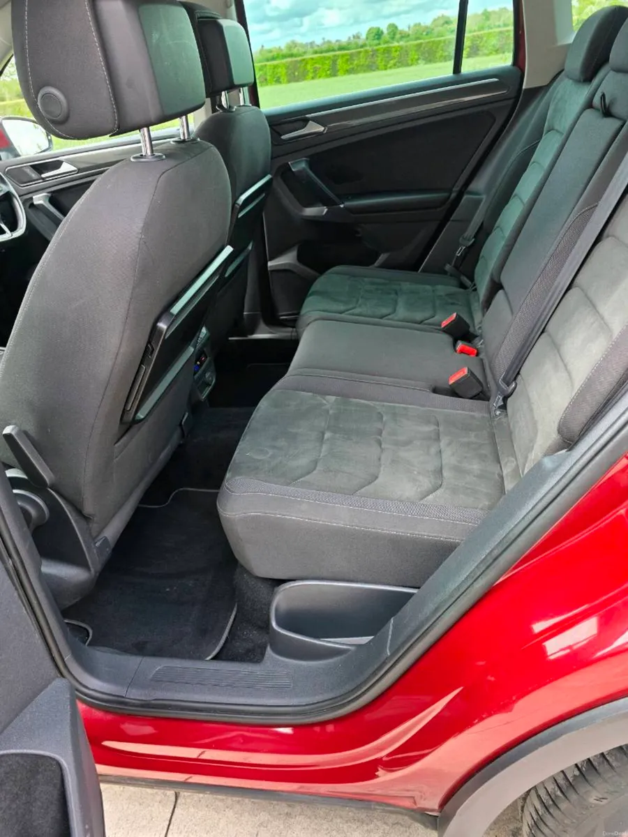 Car - Image 2