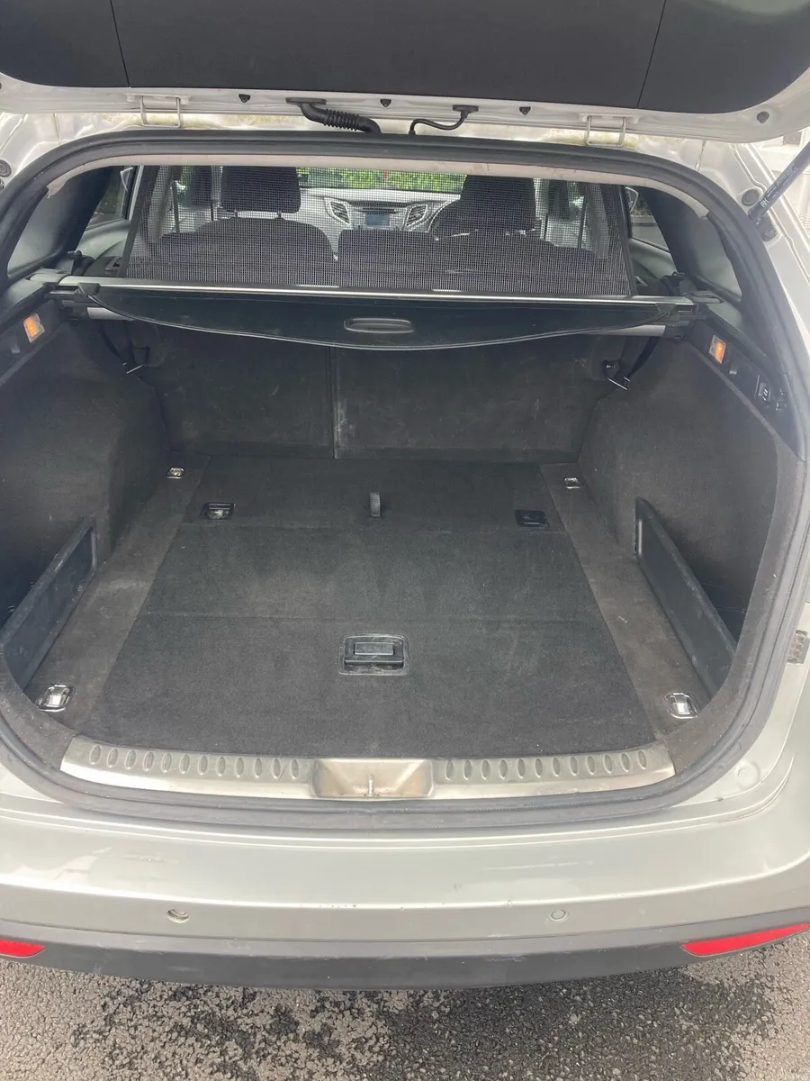 Hyundai i40 estate - Image 3