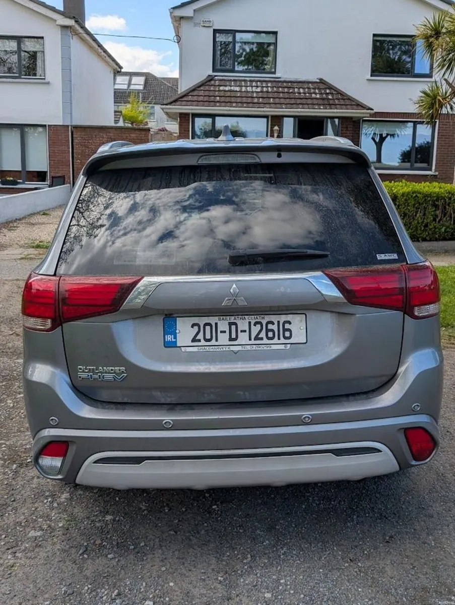 Mitsubishi Outlander 2020 - Image 2