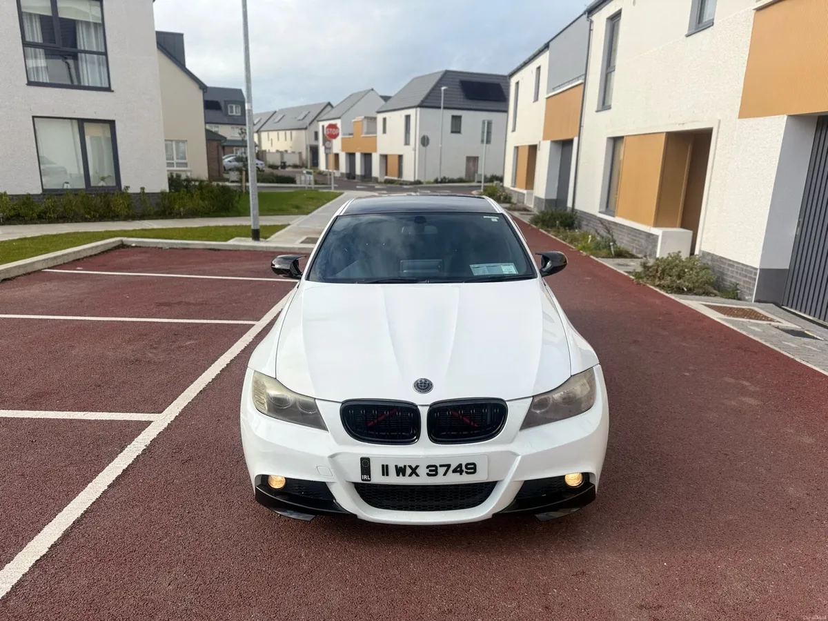 BMW 320d M sport - Image 4