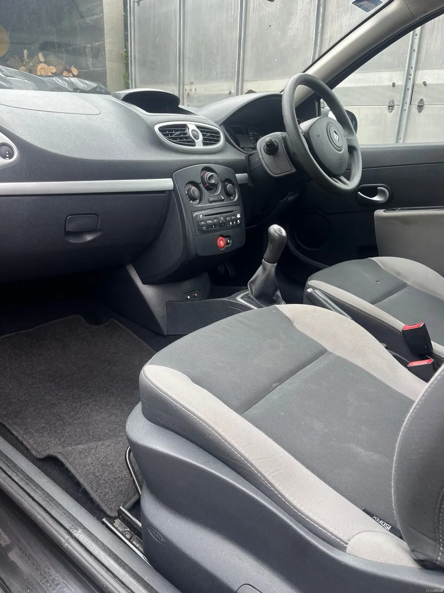 Renault Clio 2012 - Image 4