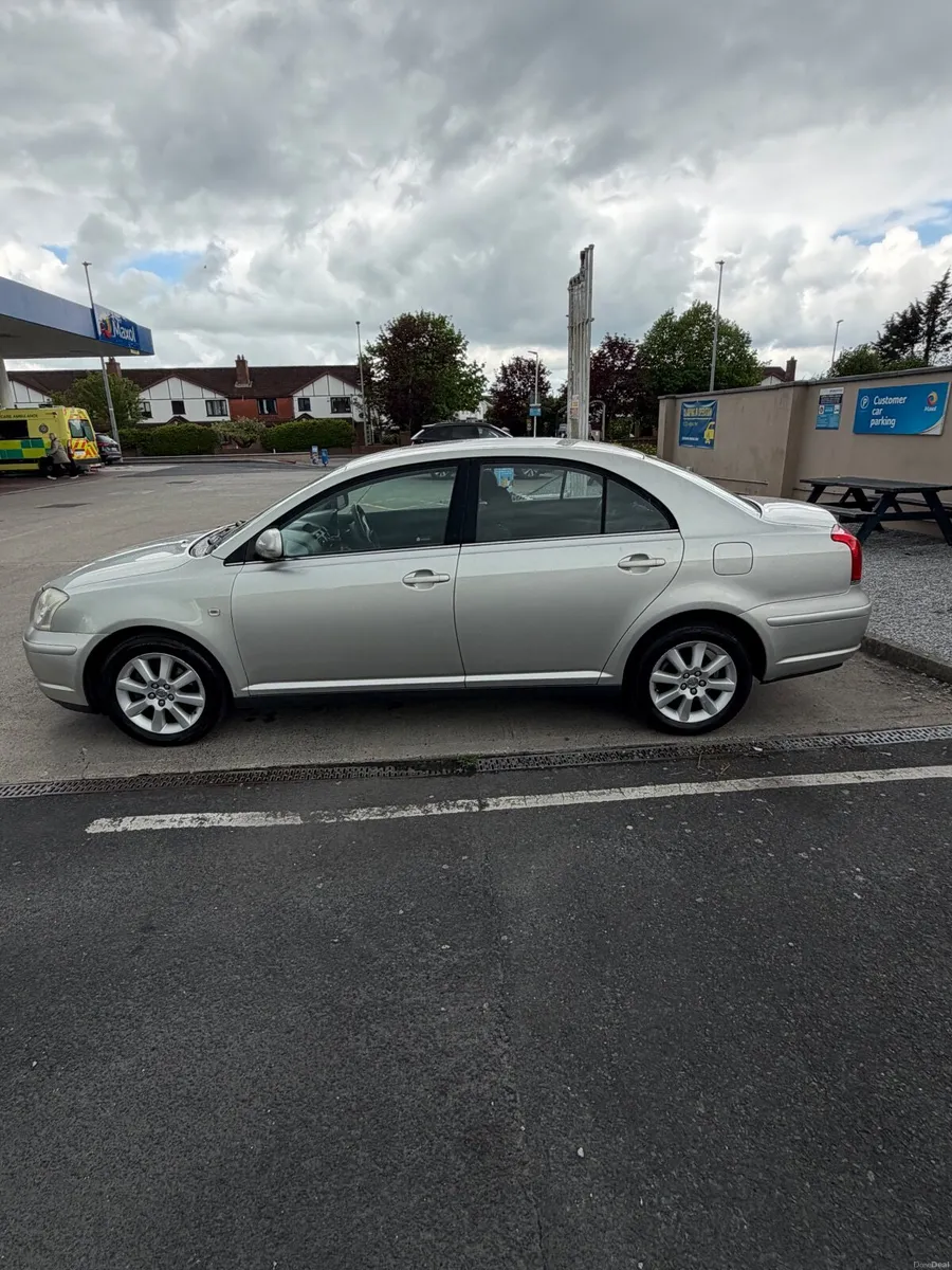Toyota Avensis 2005 1.6L petrol - Image 2
