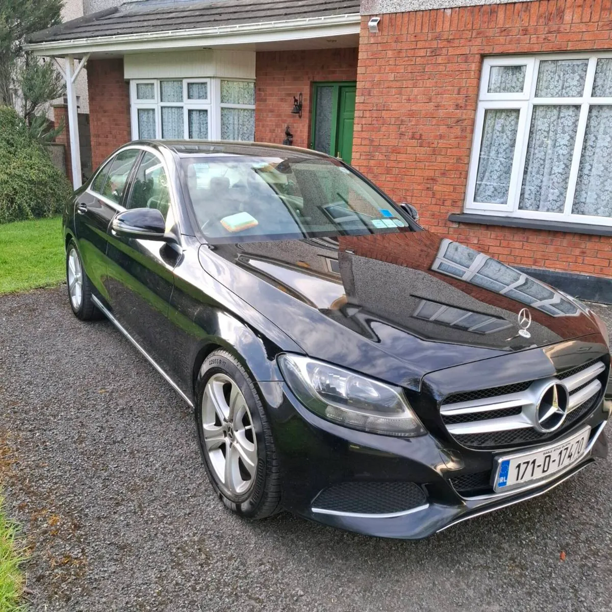 Mercedes-Benz C180D Black Auto | Taxed til Oct - Image 1