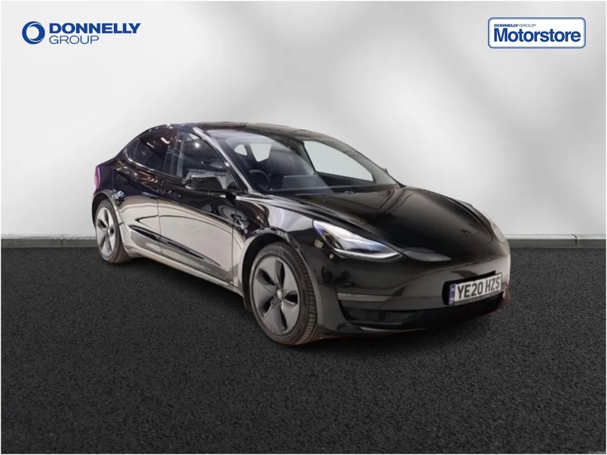Tesla Model 3 Saloon Long Range - Image 1
