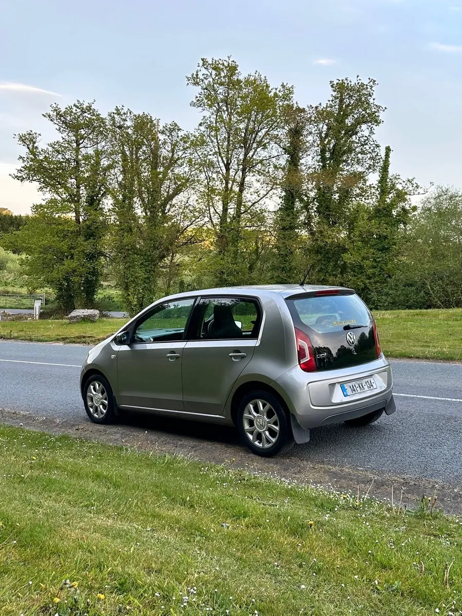 2014 Volkswagen Up 1.0l petrol - Image 4