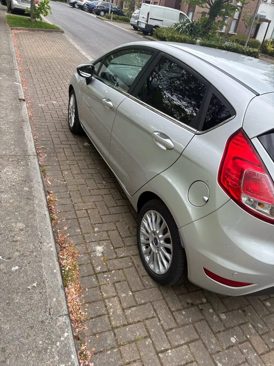 132 Ford fiesta - Image 3