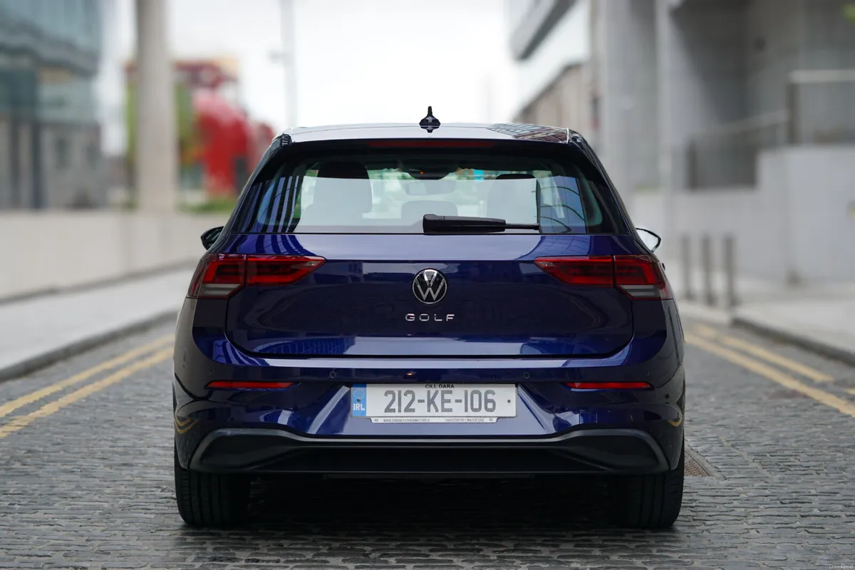 212 VW Golf // Irish Car // Low Km // Warranty - Image 4