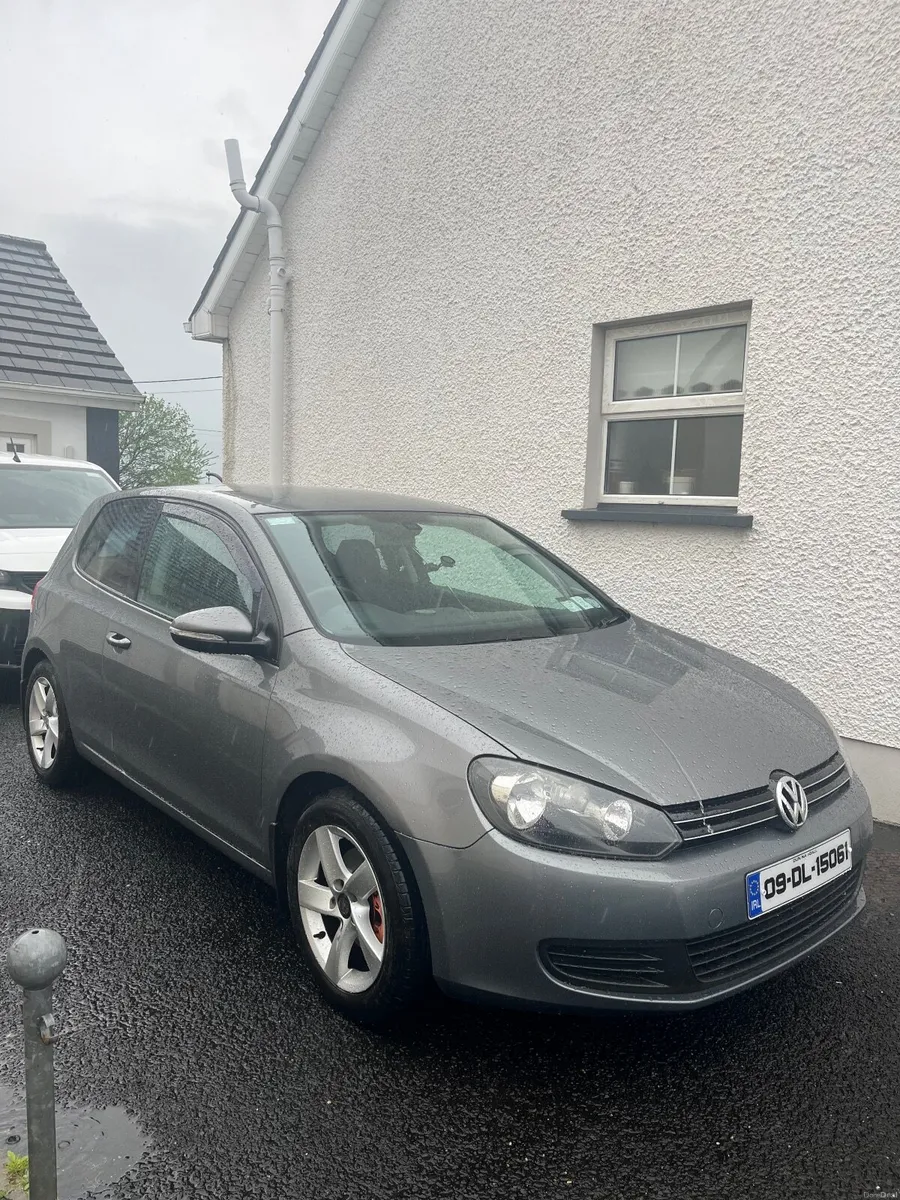 Volkswagen Golf 2009 - Image 1