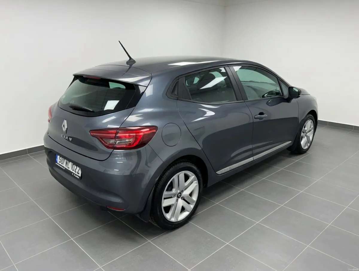 Renault Clio 2020 - Image 2