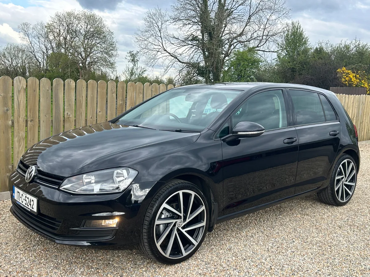 2017 Volkswagen Golf 1.6 Tdi - Image 2
