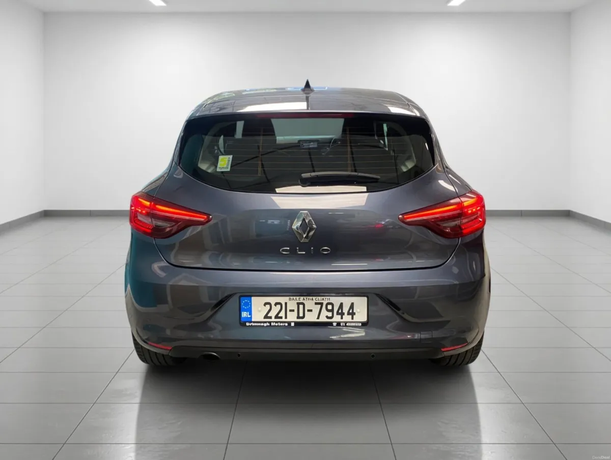Renault Clio 2022 - Image 3
