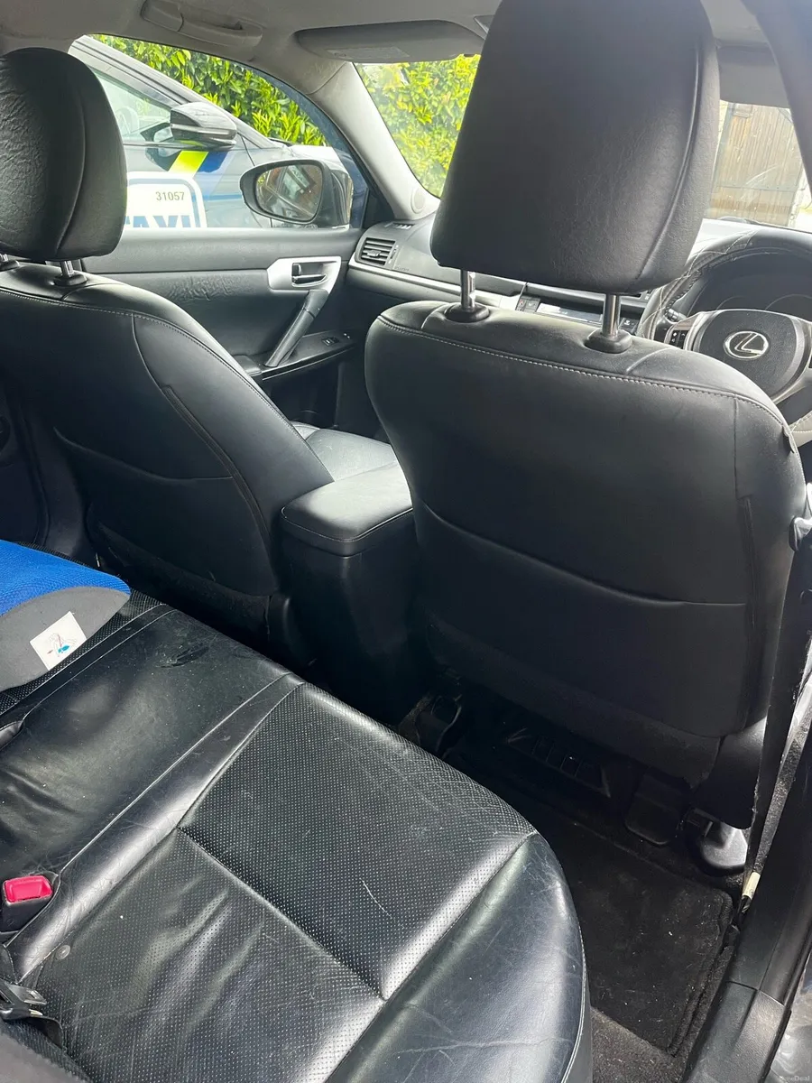 Lexus CT200 - Image 2