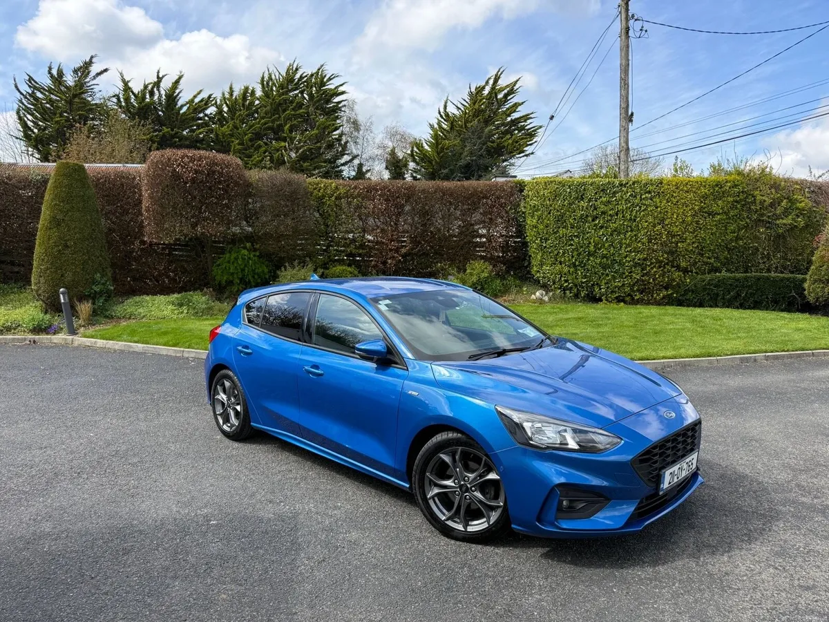 Ford Focus - Image 2