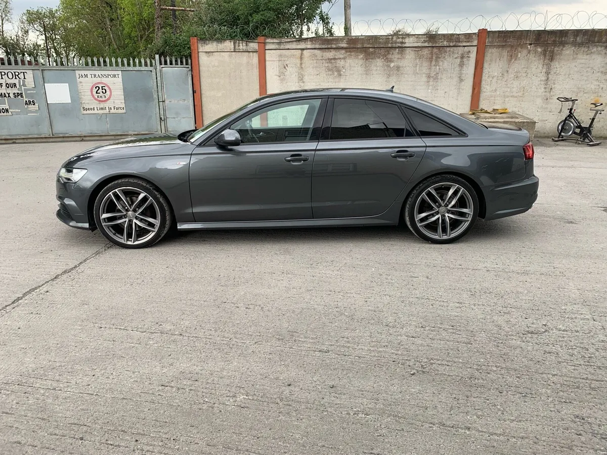 Audi A6 - Image 2