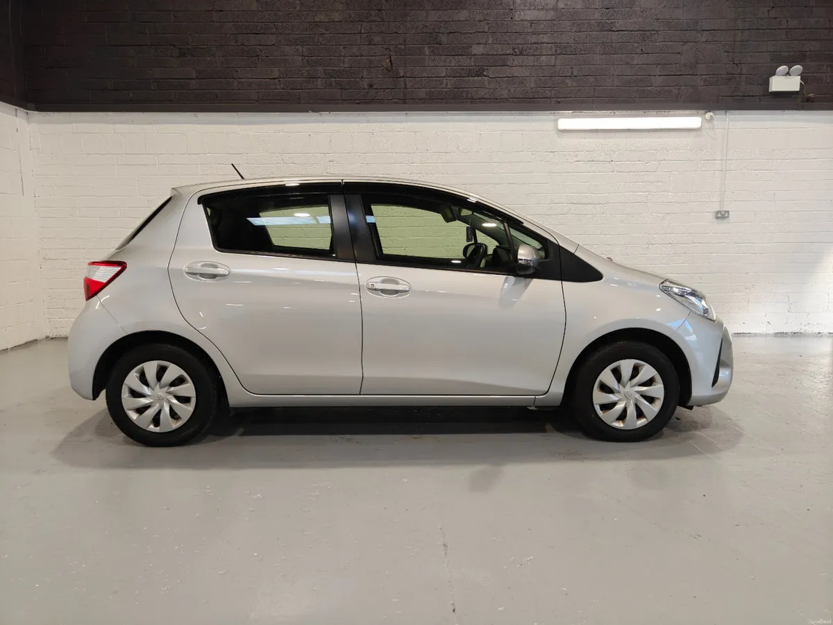 2020 TOYOTA VITZ 1.0L AUTOMATIC LOW MILEAGE - Image 4