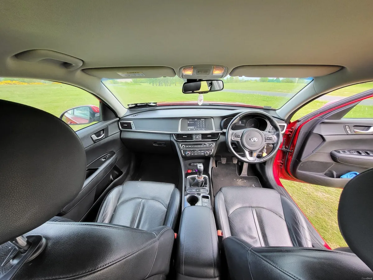 Kia Optimia - Image 6