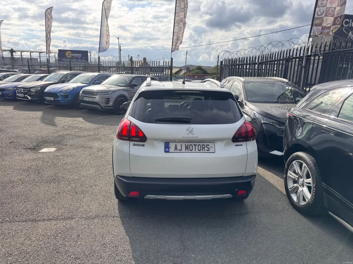 17 PEUGEOT 2008 AUTO GLASS ROOF - Image 4