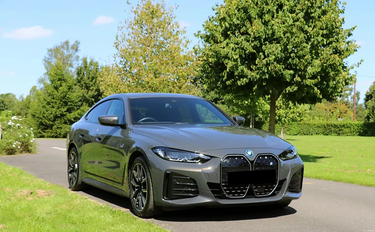232 I4 M SPORT PRO ( INDIVIDUAL DRAVIT GREY)