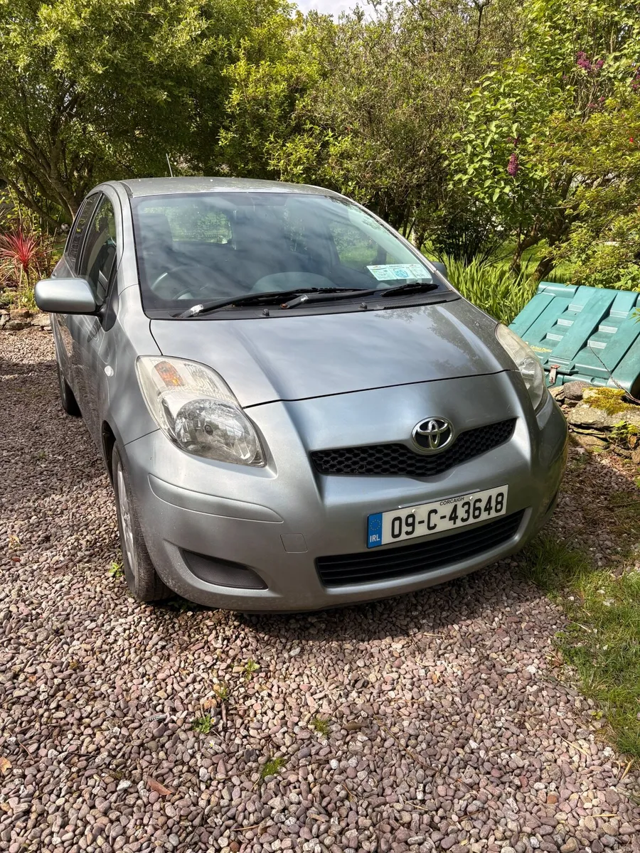 Toyota Yaris 2009 - Image 1