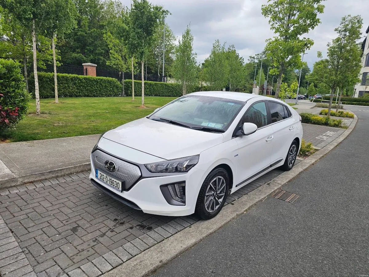 Hyundai IONIQ 2021 - The ultimate "no-stress" EV. - Image 5