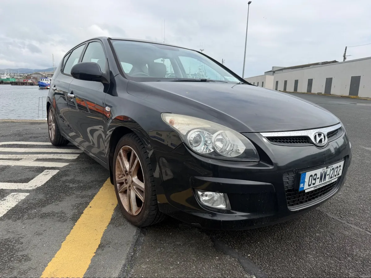 Hyundai i30 2009 Diesel Automatic - Image 1