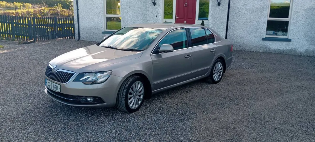 Skoda Superb 2.0 Tdi  Auto - Image 3