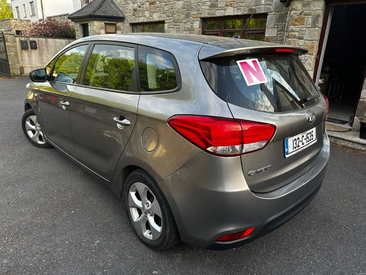 Kia Carens 2013 - Image 2
