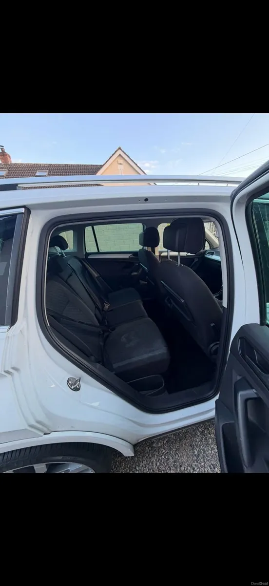 Volkswagen Tiguan 2017 - Image 3
