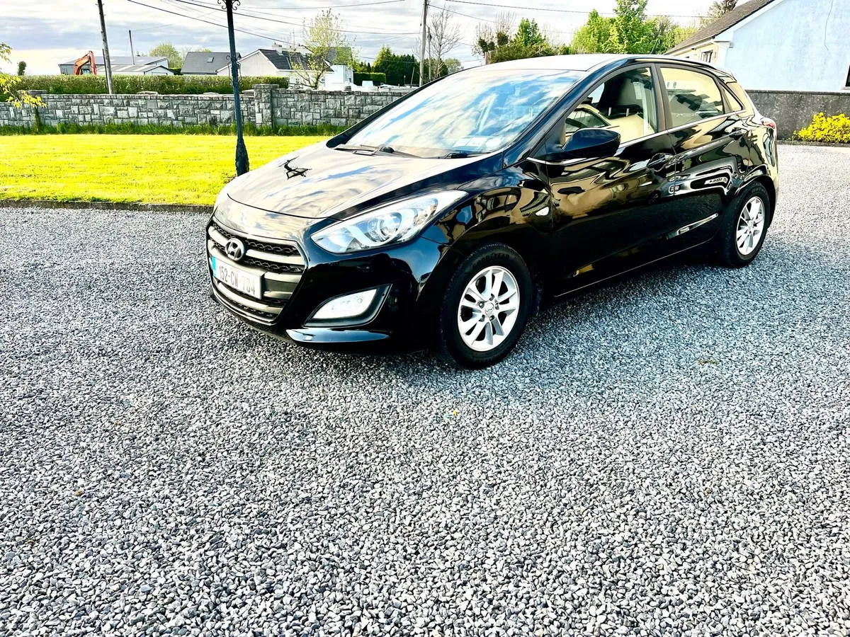 2015 Hyundai i30 1.6 diesel - Image 2