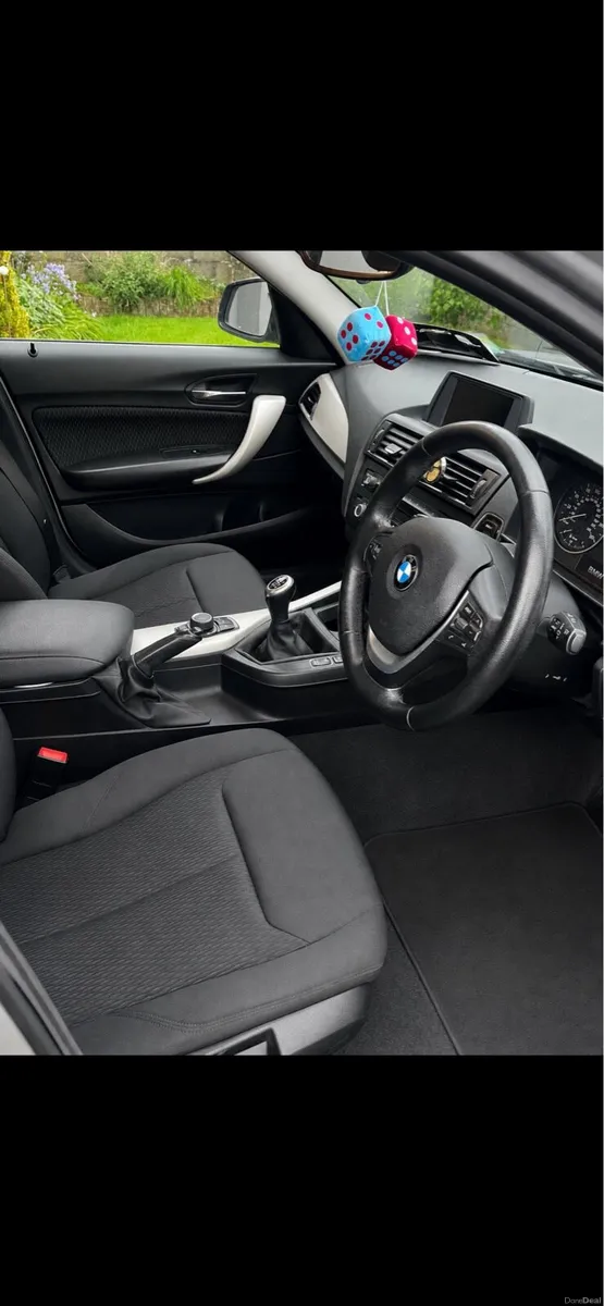 BMW 1 Series 116d - Silver - Image 4