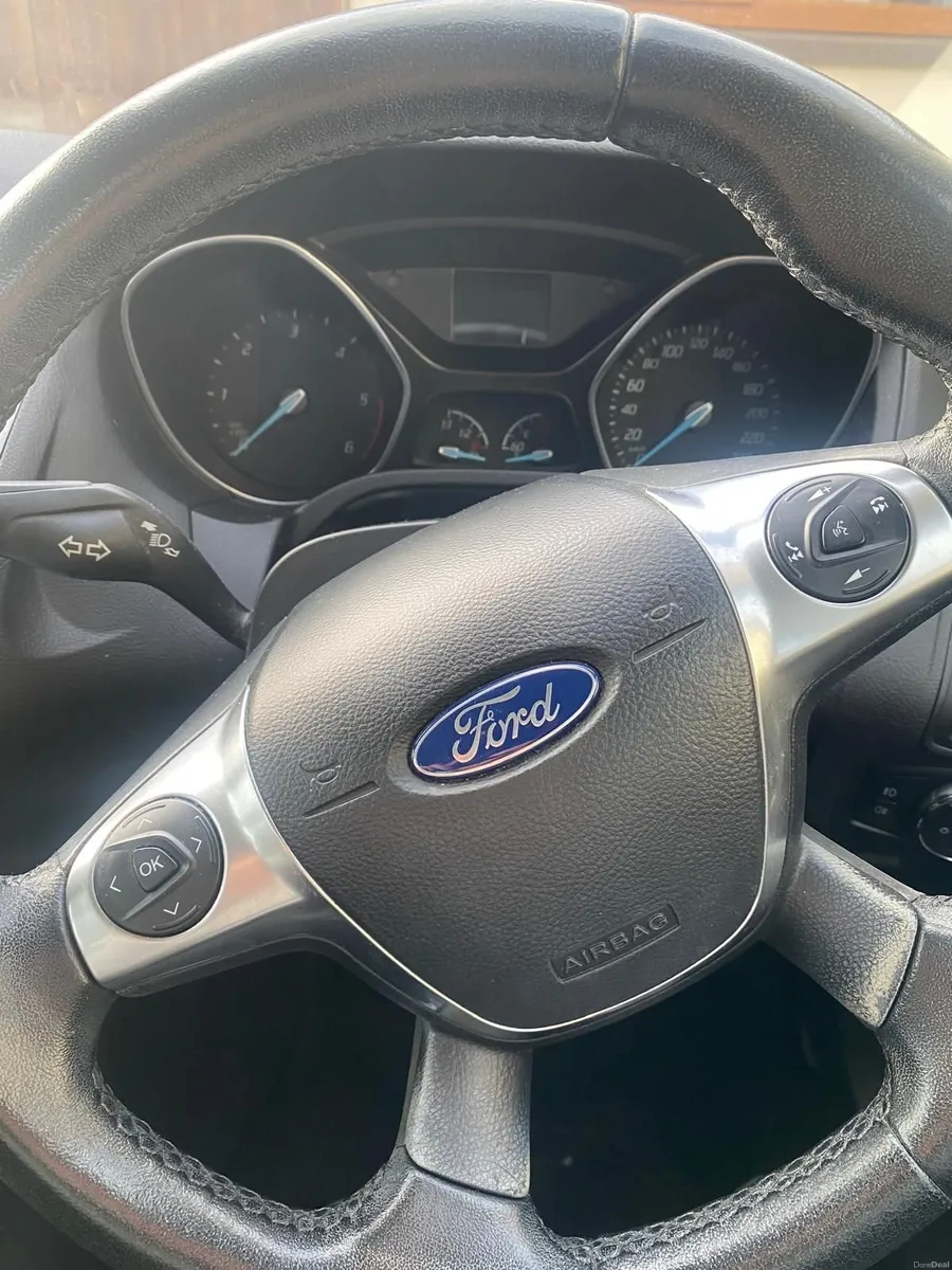Ford Focus 2014 - Image 2