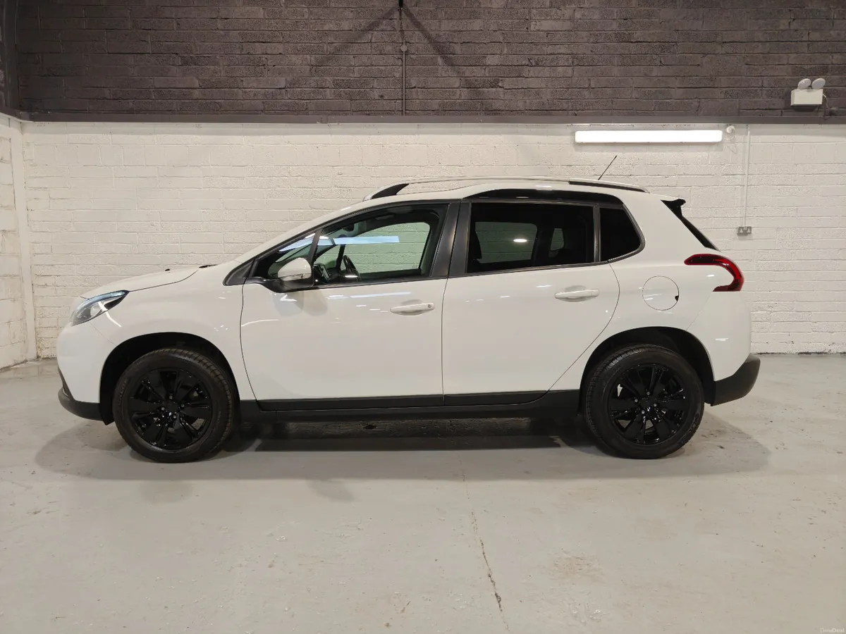 2019 PEUGEOT 2008 1.2L ACTIVE LOW MILEAGE - Image 4