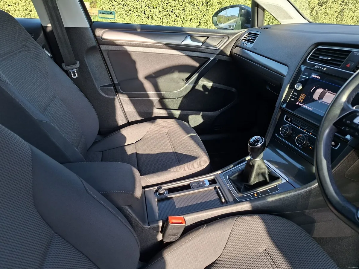 VW golf - Image 2