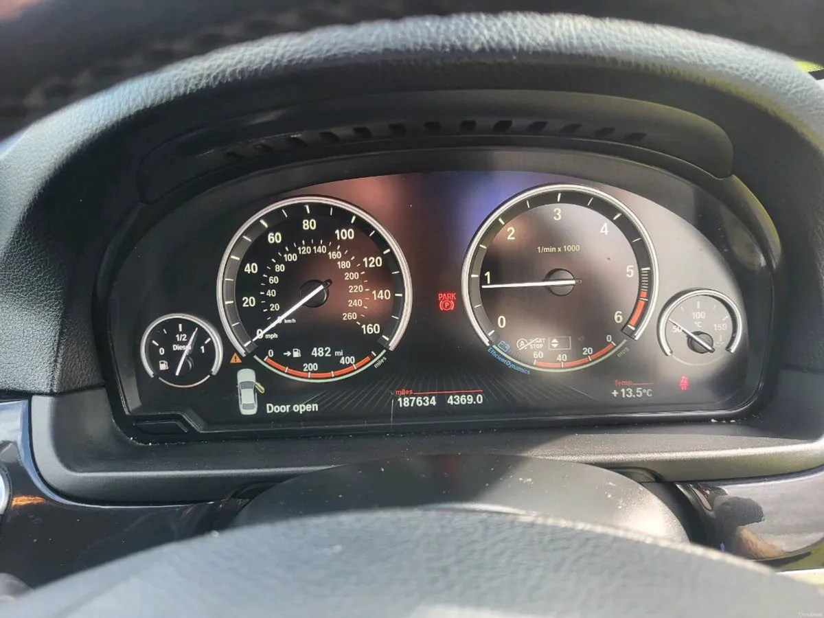 BMW 520d -Full Leather - Carplay - Fresh NCT - Image 2