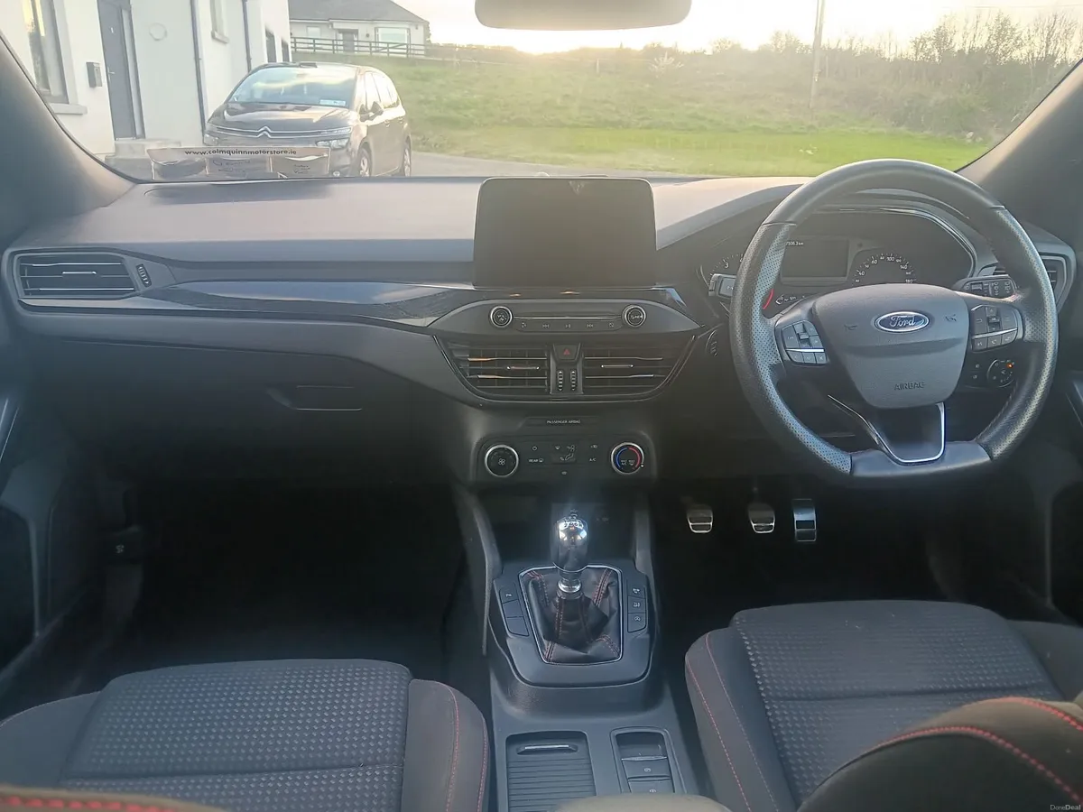 Ford Focus 2020 ST Line - Image 4