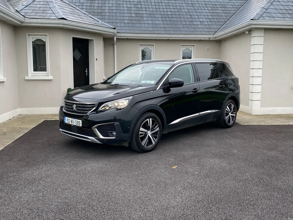 Peugeot 5008 diesel 7 seater - Image 1