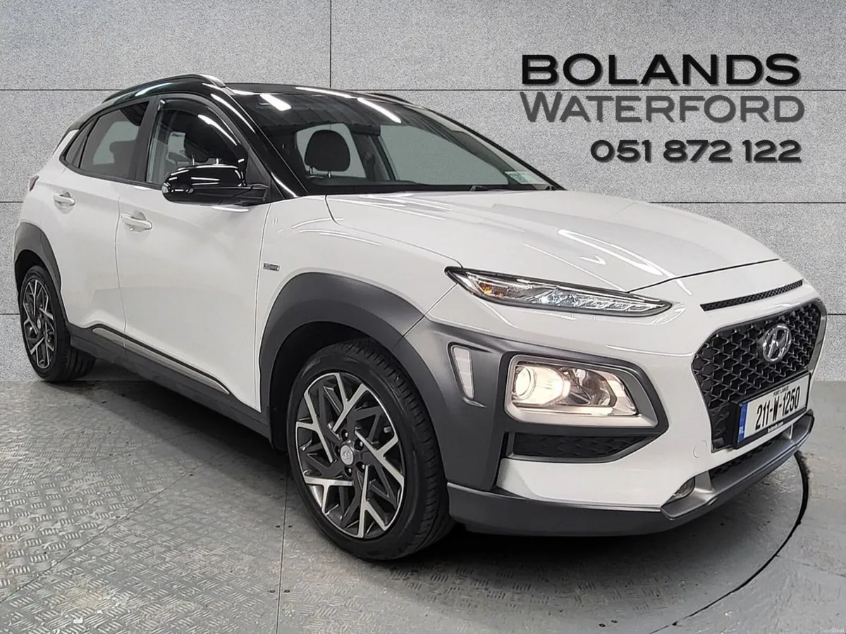 Hyundai KONA 1.6 GDI Hybrid Executive Two Tone Roo - Image 1