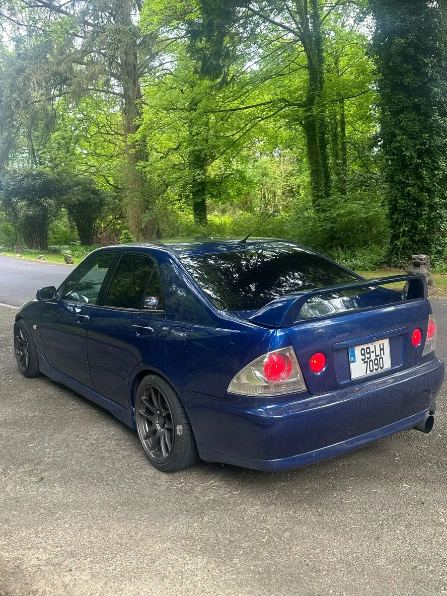 Toyota Altezza RS200 Jap import - Image 4