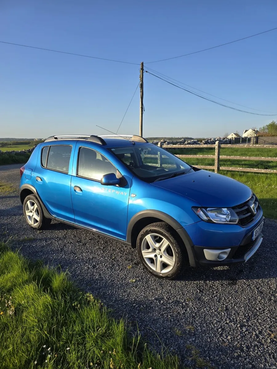 Dacia Sandero Stepway petrol - Image 1