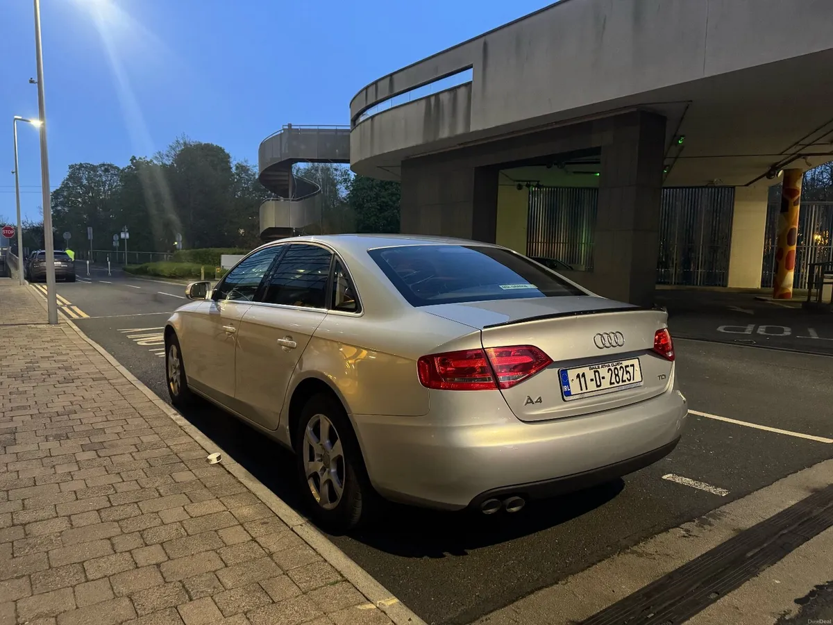 Audi A4 2011 - Image 1