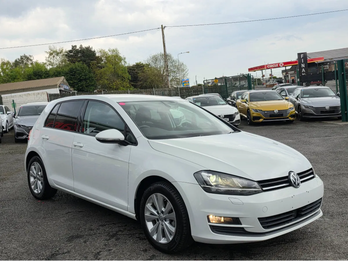 Volkswagen Golf 1.2 TSI AUTOMATIC - REVERCE CAMERA - Image 2
