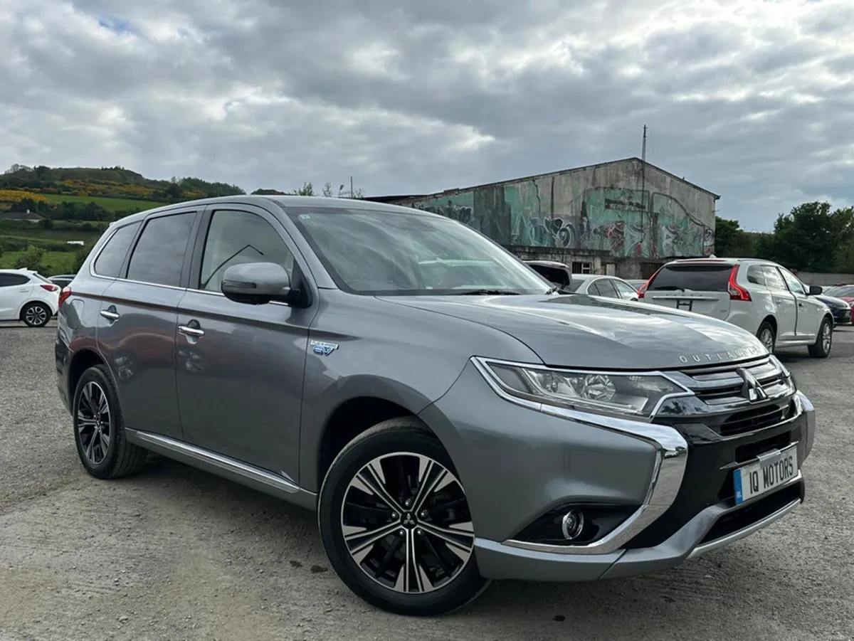 Mitsubishi Outlander 2.0L Automatic Petrol Plug-in - Image 1