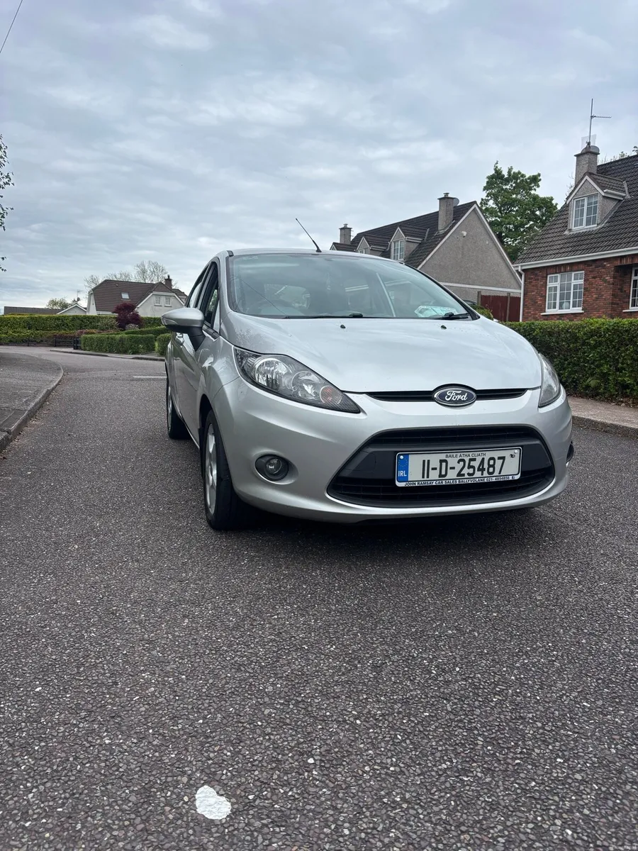 Ford fiesta - Image 2