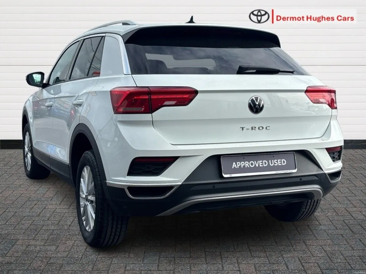 Volkswagen T-Roc DESIGN 2.0 TDI MANUAL 6SPEED FWD - Image 2