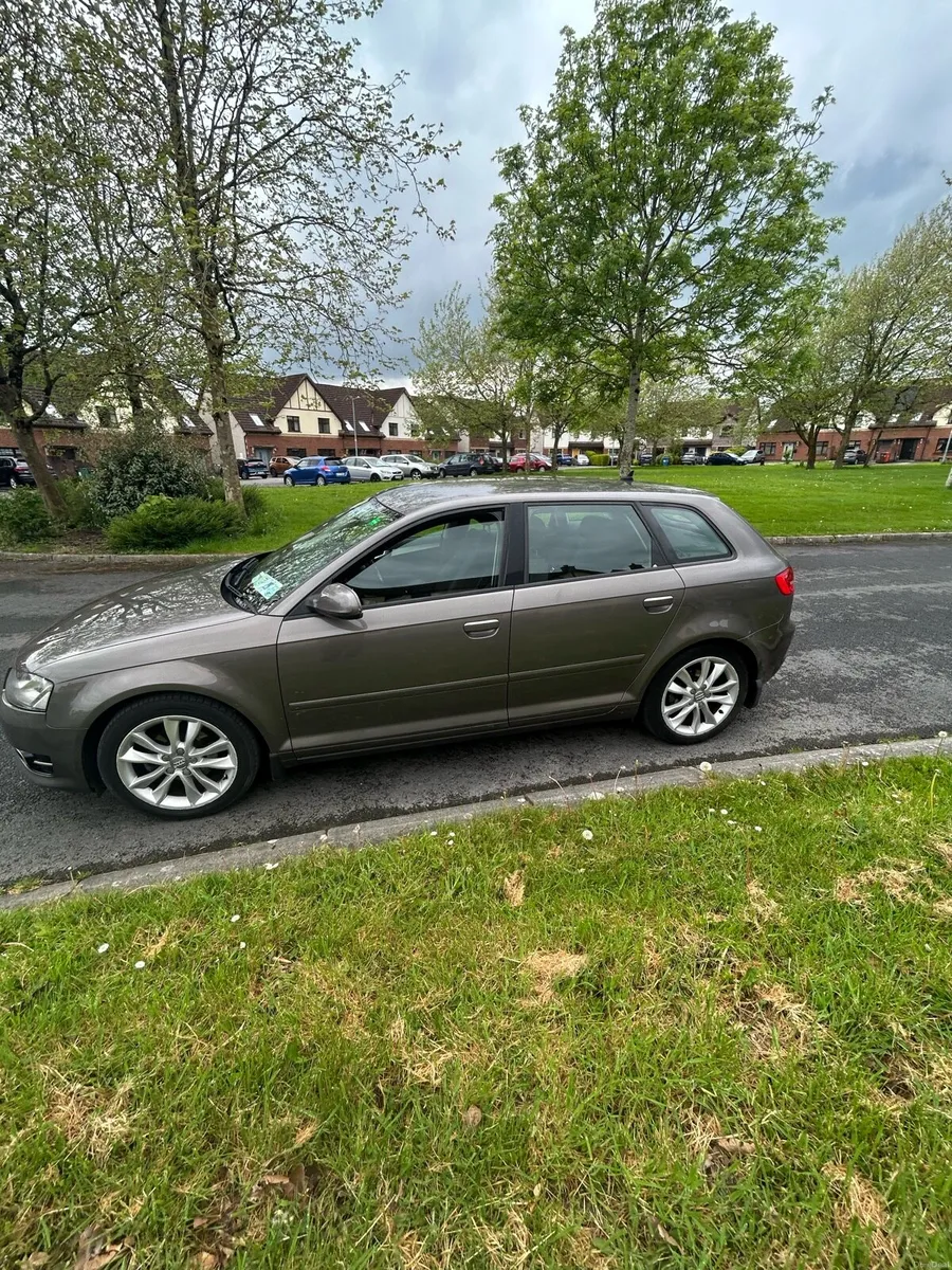 Audi A3 Hatchback w CarPlay - Image 2
