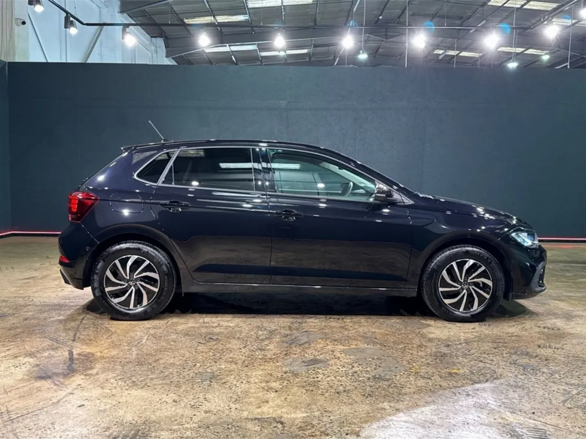 Volkswagen Polo 1.0 AUTOMATIC TSI ACTIVE - 15'' FA - Image 3