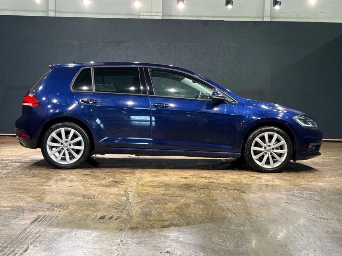 Volkswagen Golf 1.2 TSI COMFORT LINE -FACTORY ALLO - Image 3