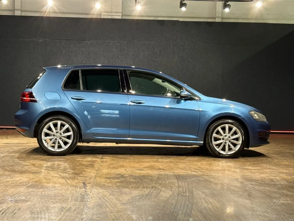 Volkswagen Golf Dba-aucjz 5DR Auto - Image 3